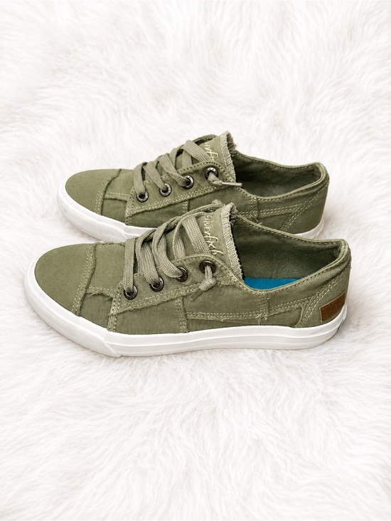 Blowfish Malibu Shoes - Blowfish Malibu Women’s Size 7.5 Olive Green Canvas Sneakers Casual Distressed
